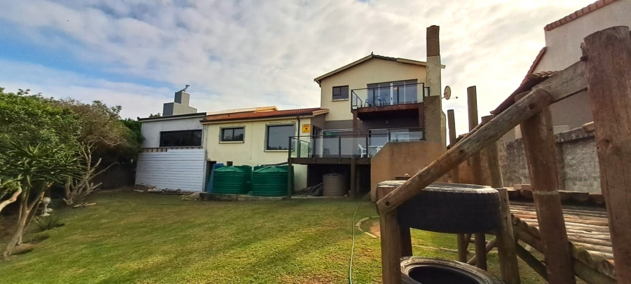 5 Bedroom Property for Sale in Noorsekloof Eastern Cape